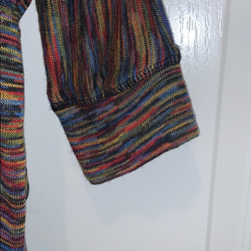 Top - Picture 4 of 5